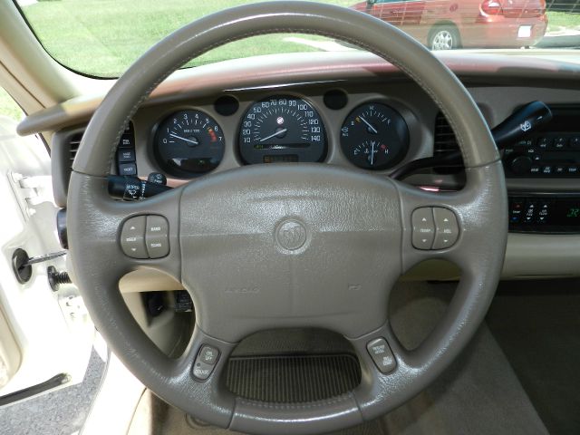 Buick LeSabre 2004 photo 14