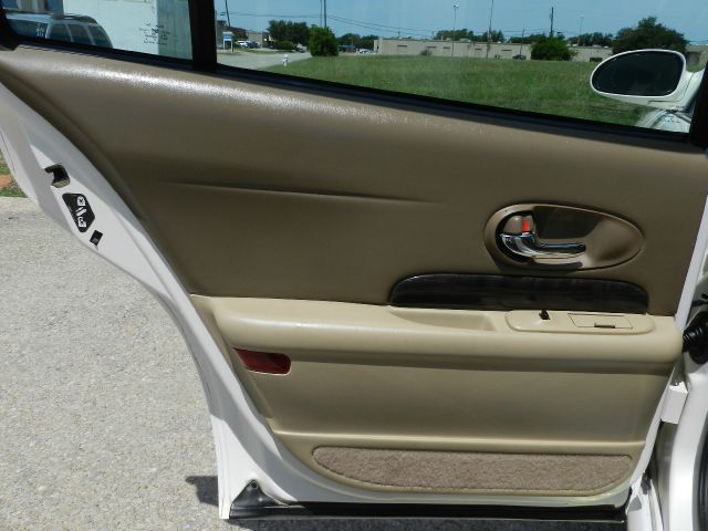 Buick LeSabre 2004 photo 25