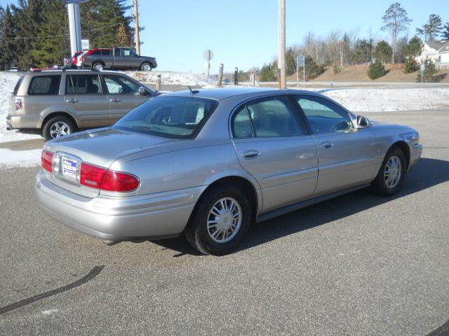 Buick LeSabre 2005 photo 2