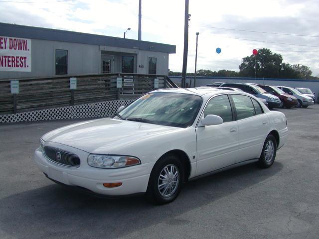 Buick LeSabre 2005 photo 2