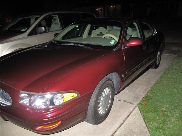 Buick LeSabre 2005 photo 2