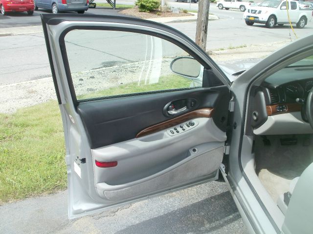 Buick LeSabre 2005 photo 4