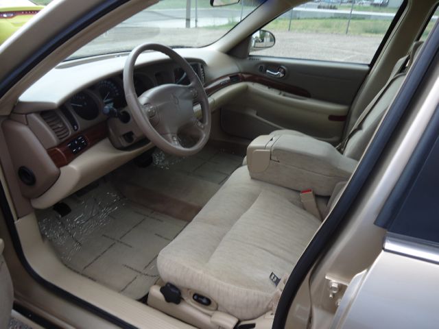 Buick LeSabre 2005 photo 2