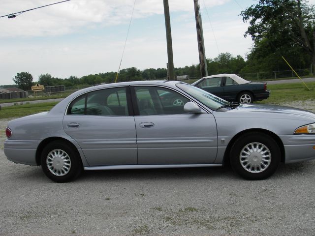 Buick LeSabre 2005 photo 2