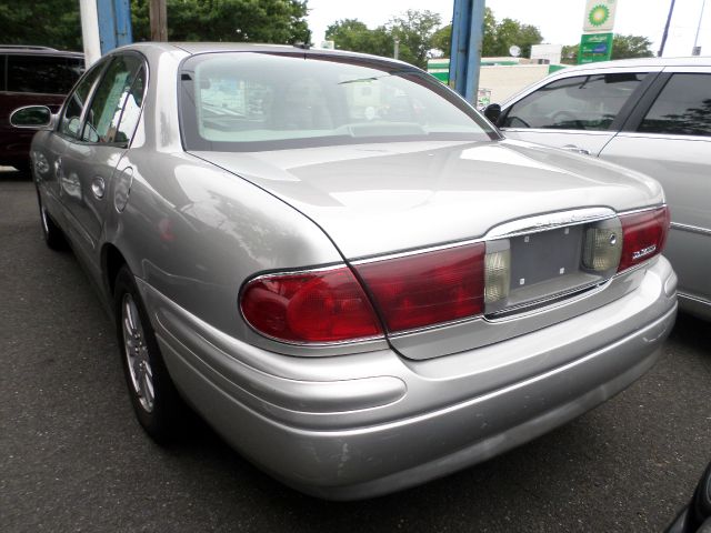 Buick LeSabre 2005 photo 2