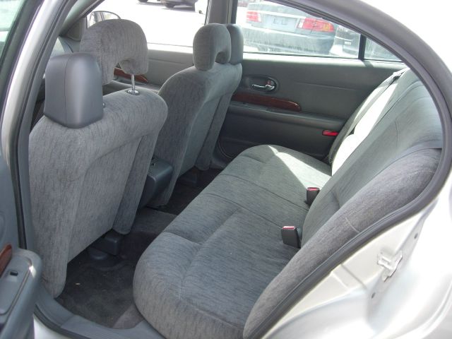 Buick LeSabre 2005 photo 1