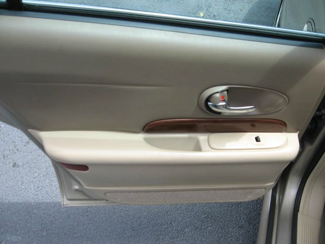 Buick LeSabre 2005 photo 16