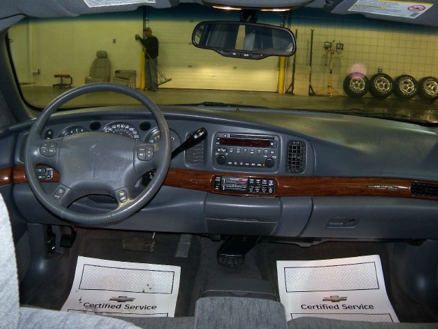 Buick LeSabre 2005 photo 6