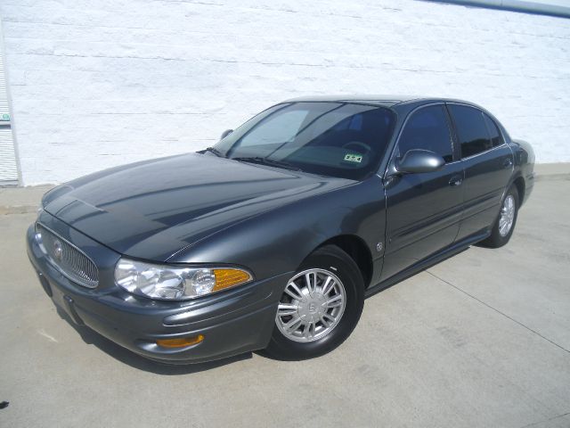 Buick LeSabre 2005 photo 2