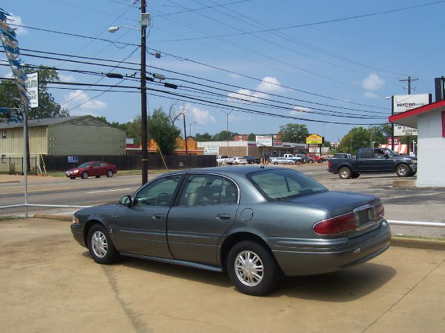 Buick LeSabre 2005 photo 1