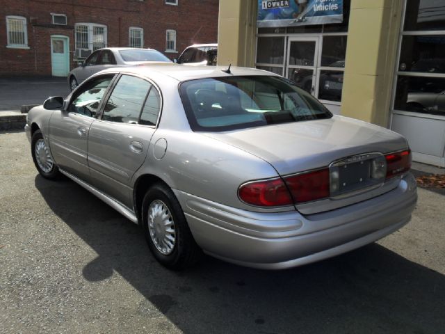 Buick LeSabre 2005 photo 1