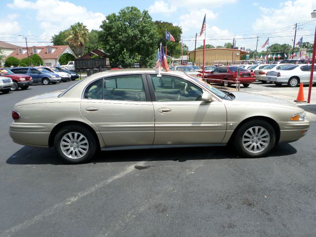 Buick LeSabre 2005 photo 2