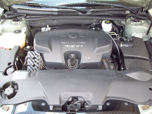 Buick Lucerne 2006 photo 1