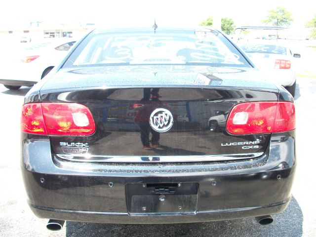 Buick Lucerne 2006 photo 2