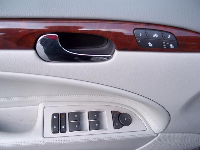 Buick Lucerne 2006 photo 10