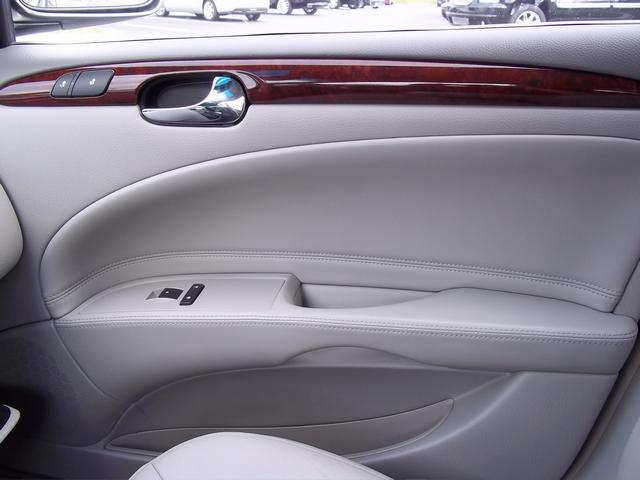 Buick Lucerne 2006 photo 32