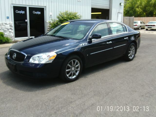 Buick Lucerne MARK Levinson Sedan