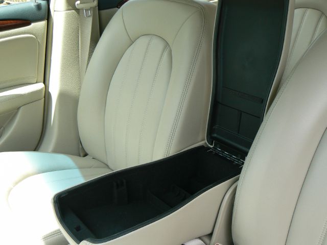 Buick Lucerne 2006 photo 11