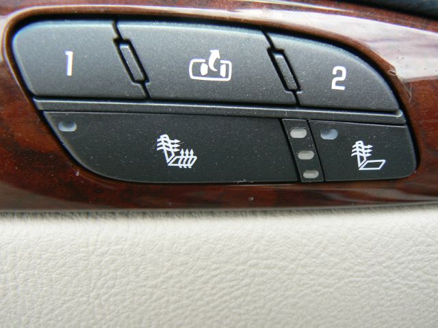 Buick Lucerne 2006 photo 27