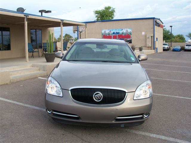 Buick Lucerne 2006 photo 1