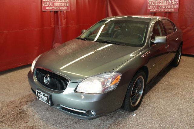 Buick Lucerne GL Sedan 4D Sedan