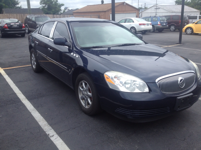 Buick Lucerne 2006 photo 2