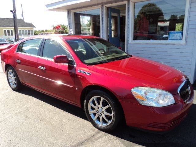 Buick Lucerne MARK Levinson Sedan