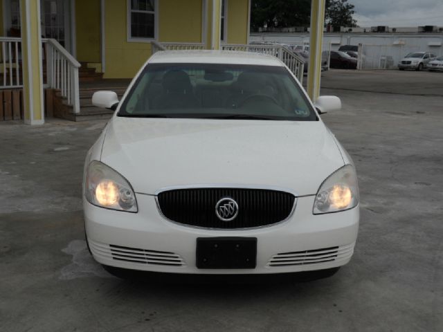 Buick Lucerne 2006 photo 1