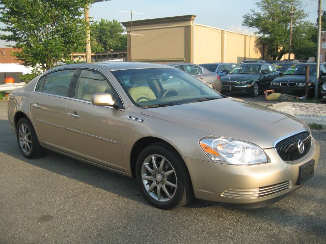 Buick Lucerne 2006 photo 2