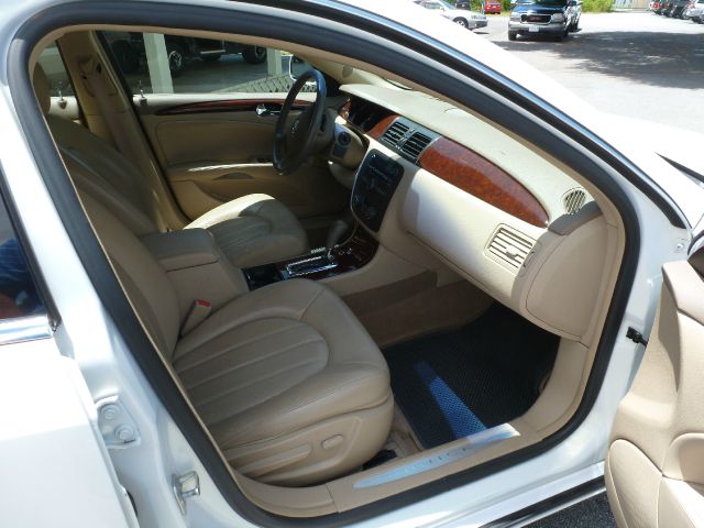 Buick Lucerne 2006 photo 3