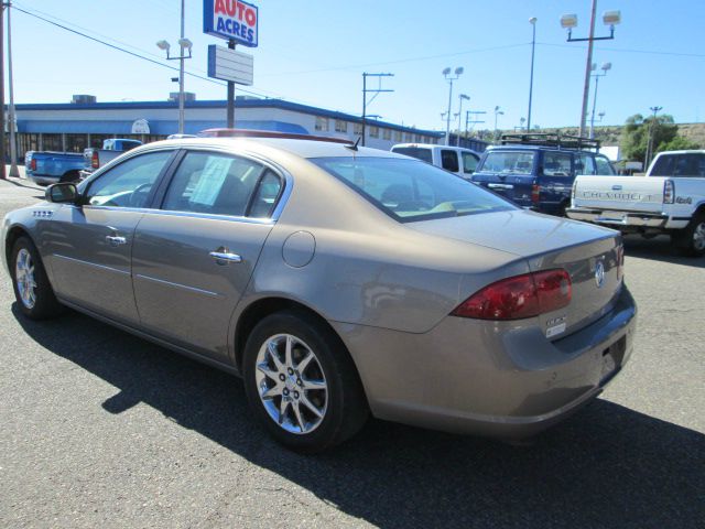 Buick Lucerne 2006 photo 2