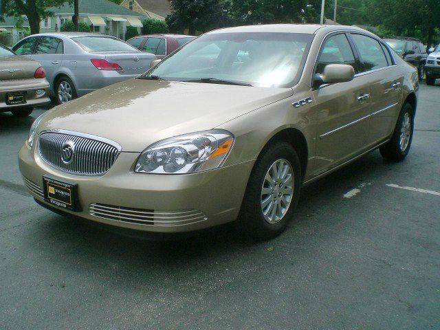 Buick Lucerne 2006 photo 2