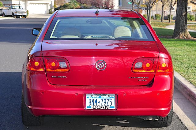 Buick Lucerne MARK Levinson Sedan