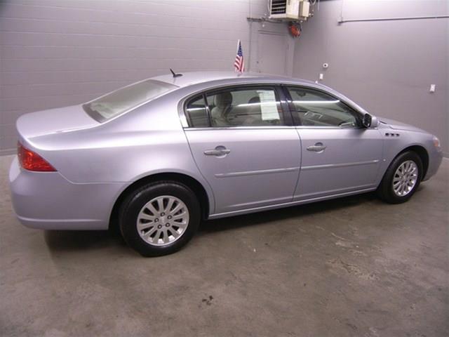 Buick Lucerne 2006 photo 2