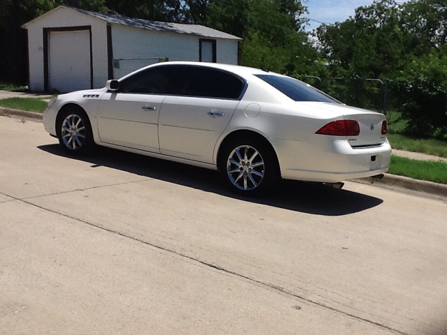 Buick Lucerne GL Sedan 4D Sedan