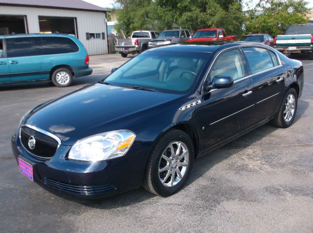 Buick Lucerne 2006 photo 2