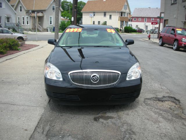 Buick Lucerne 2006 photo 2