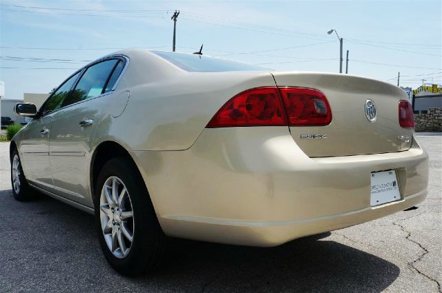 Buick Lucerne All The Whistlesbells Sedan