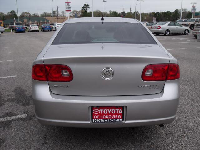 Buick Lucerne 2007 photo 2