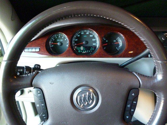 Buick Lucerne 2007 photo 2