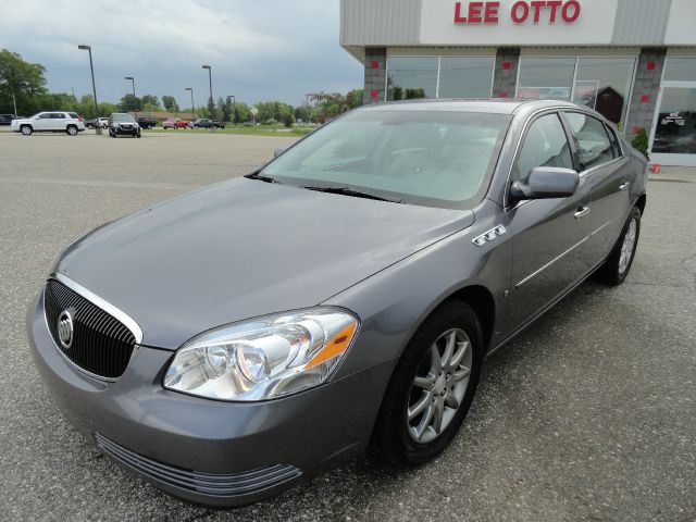 Buick Lucerne MARK Levinson Sedan