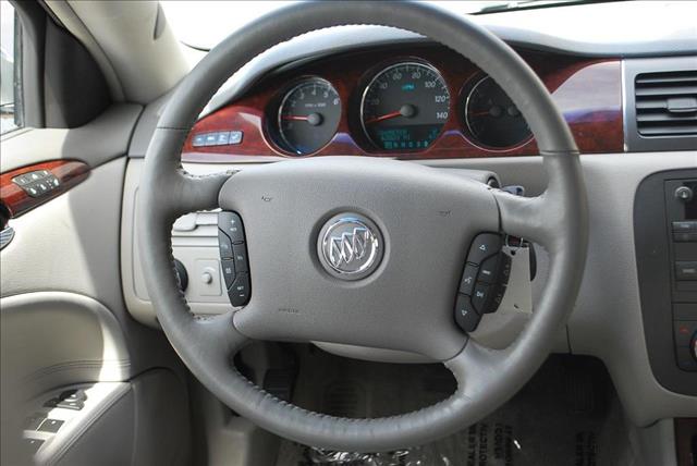 Buick Lucerne 2007 photo 22