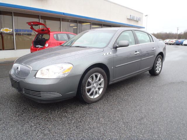 Buick Lucerne MARK Levinson Sedan