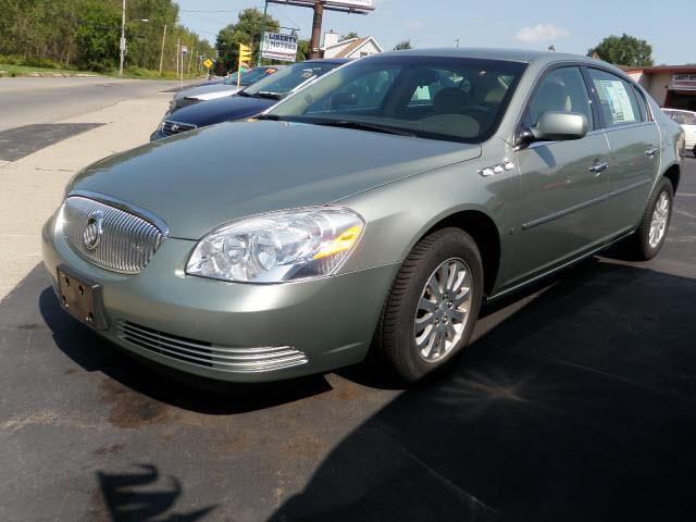 Buick Lucerne GS 460 Sedan 4D Sedan