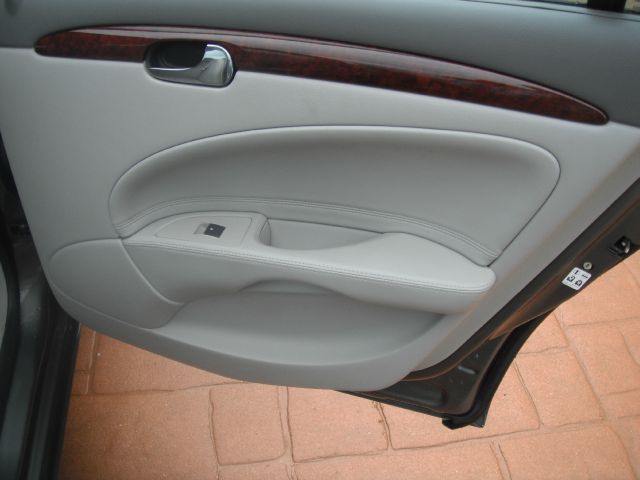 Buick Lucerne 2007 photo 4