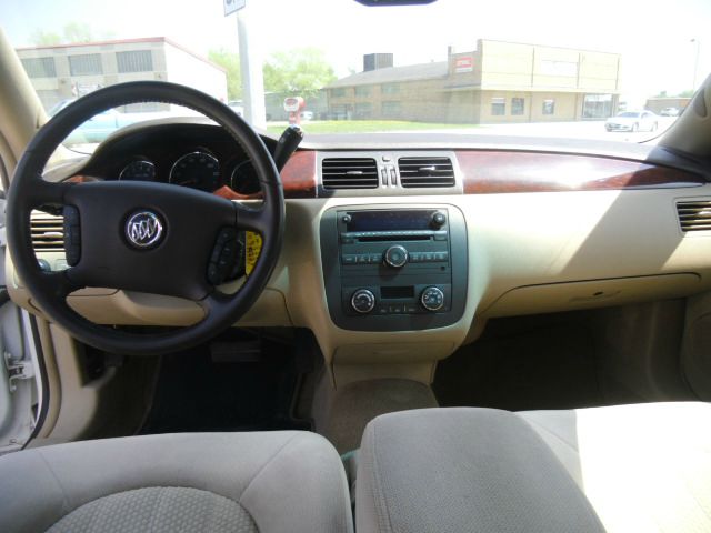 Buick Lucerne GS 460 Sedan 4D Sedan