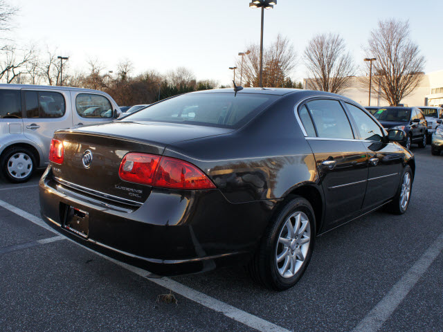 Buick Lucerne 2008 photo 2