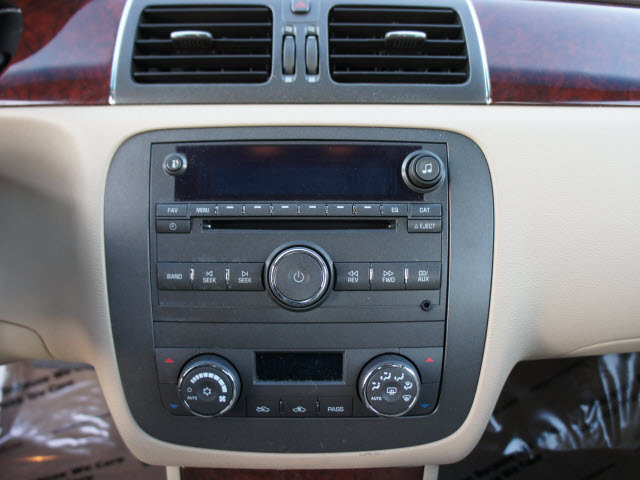 Buick Lucerne 2008 photo 5