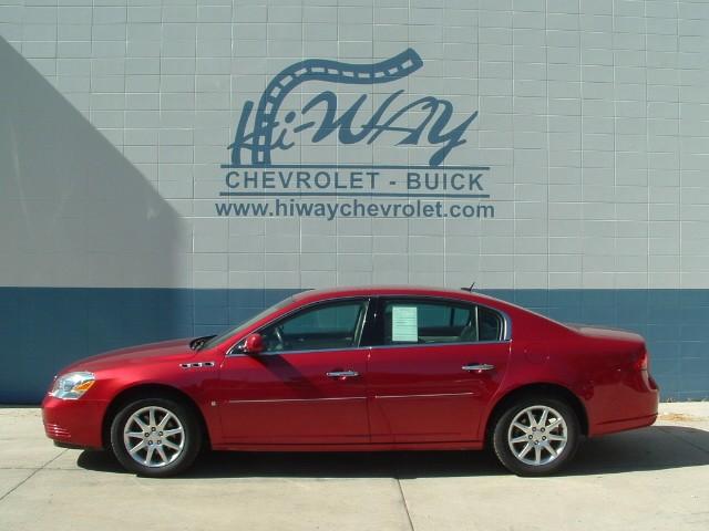 Buick Lucerne All The Whistlesbells Sedan