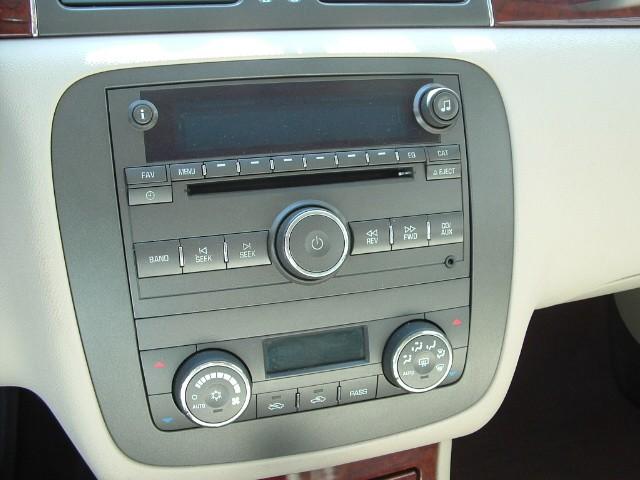 Buick Lucerne 2008 photo 5